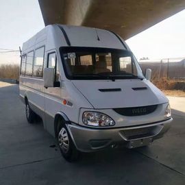 Χρησιμοποιημένος τύπος 5.99m*2m*2.74m καυσίμων βενζίνης Minivans 17 καθισμάτων IVECO2016 με 2 πόρτες